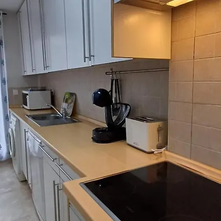 Apartment De Tres Muy Espacioso Con Jardines Y Piscinas *