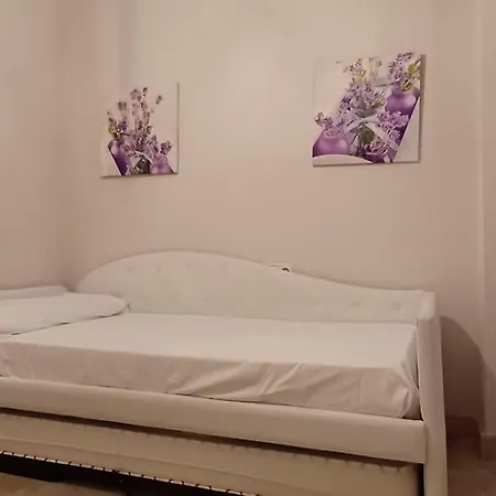 De Tres Muy Espacioso Con Jardines Y Piscinas Lejlighedshotel Estepona