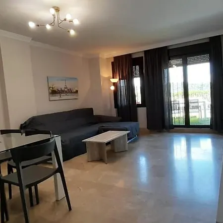 Apartment De Tres Muy Espacioso Con Jardines Y Piscinas Estepona